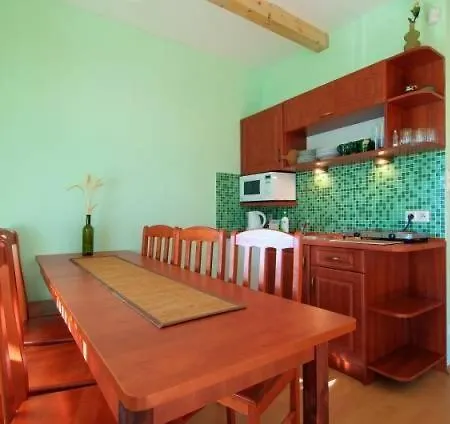 Orman Evi Barwy Morza - *