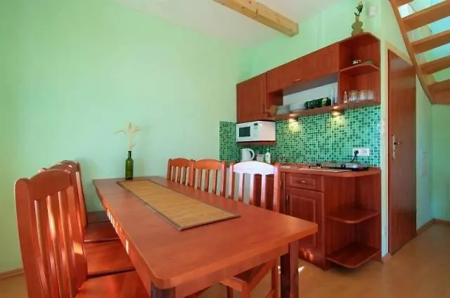 Chata Barwy Morza - *